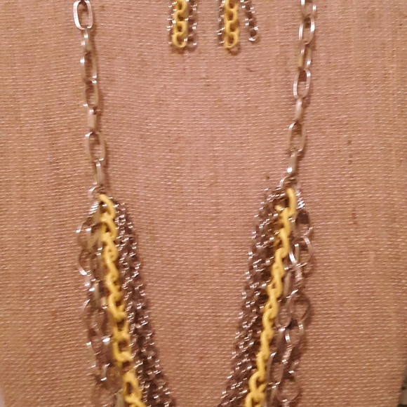 Jewelry - Picture 1 of 1